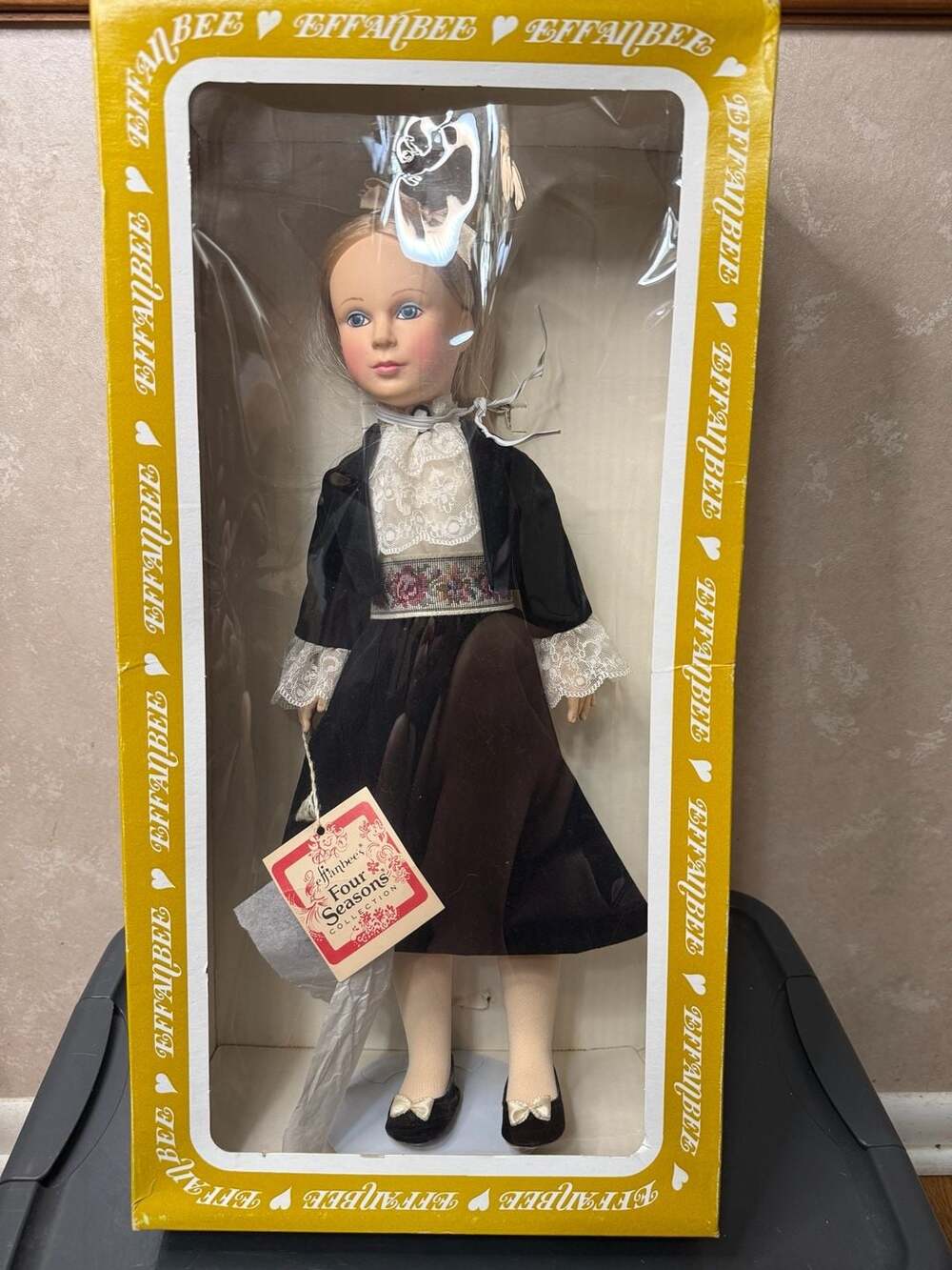 Effanbee Doll Autumn 17 Inch Four Seasons Collection #7703